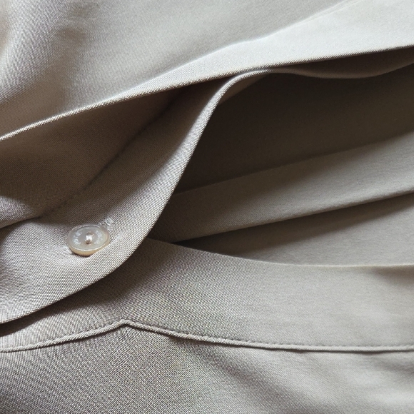 NWOT {Vince} 100% Silk Mink Nude Drawstring Waist Long Sleeve Shirtdress - Picture 7 of 13